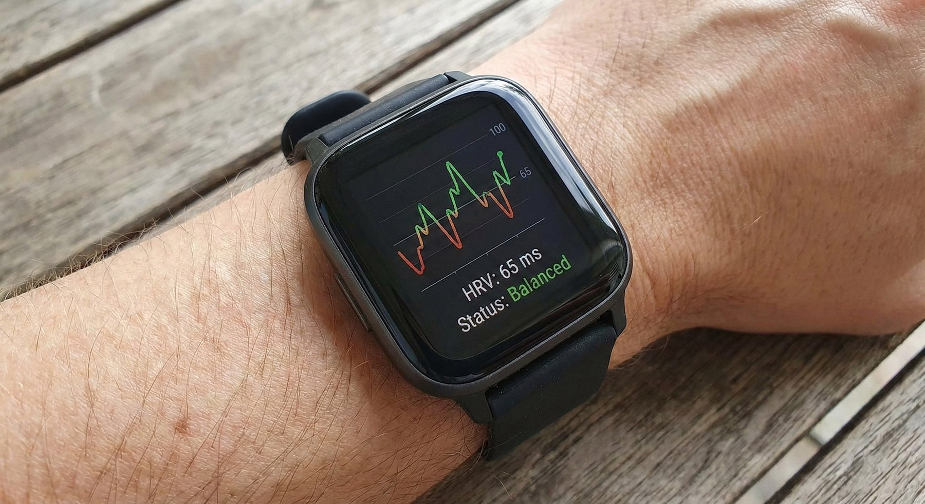 Smartwatch screen displaying Heart Rate Variability (HRV) data.
